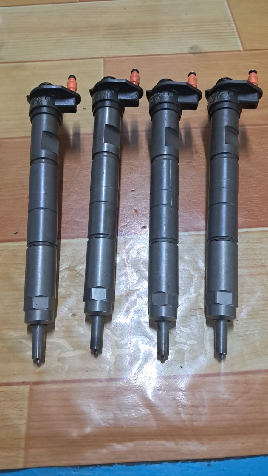 MITSUBISHI FUSO CANTER 3.0L 4P10 DIESEL INJECTOR SET OF 4