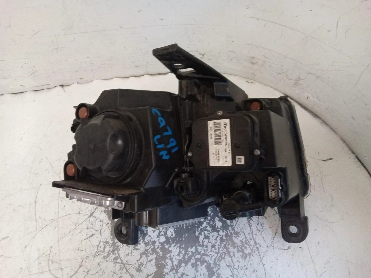 JEEP GRAND CHEROKEE WK2 LEFT HEADLIGHT SRT/TRACKHAWK XENON ADAPTIVE 09/2016