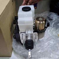 47050-60012 Toyota Land Cruiser 100 Series Brake Booster Pump Master/Cylinder