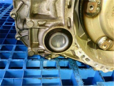 TOYOTA Voxy DBA-AZR60G Automatic Transmission 30400-28011