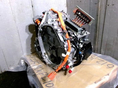 TOYOTA AQUA TRANSMISSION 1.5L CVT AUTOMATIC  M15AFXE 30900-52060
