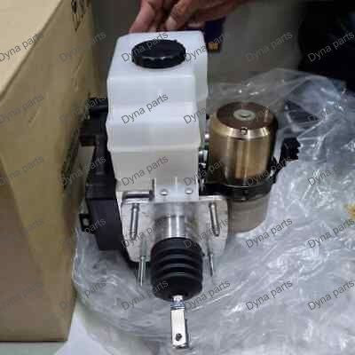 47050-60012 Toyota Land Cruiser 100 Series Brake Booster Pump Master/Cylinder