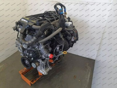 TOYOTA HILUX 2TR-FE 2.7L PETROL ENGINE MOTOR COMPLETE