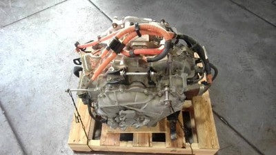 TOYOTA PRIUS/AURIS TRANSMISSION 1.8L HYBRID CVT AUTOMATIC 2ZRFXE 30900-47063
