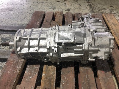 TOYOTA LAND CRUISER 79  SERIES MANUAL TRANSMISSION GEARBOX