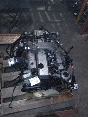 TOYOTA LAND CRUISER 80 SERIES 4.2L DIESEL ENGINE 1HZ MOTOR COMPLETE