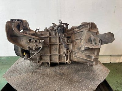 TOYOTA DYNA LD-RZU300 MANUAL TRANSMISSION 33110-37C70