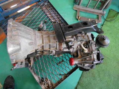 TOYOTA Hiace U-LH129S Assy 3L 5F 025 EM31 Manual Transmission