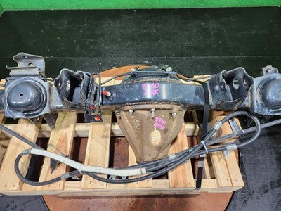 TOYOTA LAND CRUISER REAR AXLE WITH DIFF COMPLETE 200 SERIES 3.9 RATIO