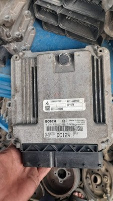 MITSUBISHI FUSO CANTER 3.0L 4P10 DIESEL INJECTORS With ENGINE ECU