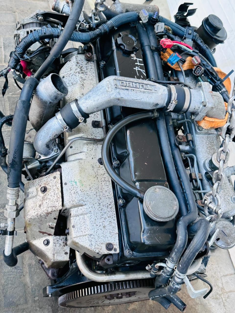 NISSAN PATROL 4.2L DIESEL TD42 ENGINE GENUINE FACTORY TURBOCHARGER TYPE