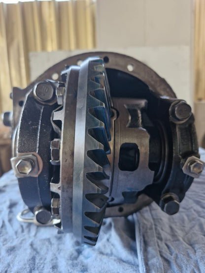 TOYOTA HILUX REAR DIFFERENTIAL LIMITED SLIP DIFF LOCK TYPE 11X41 RATIO