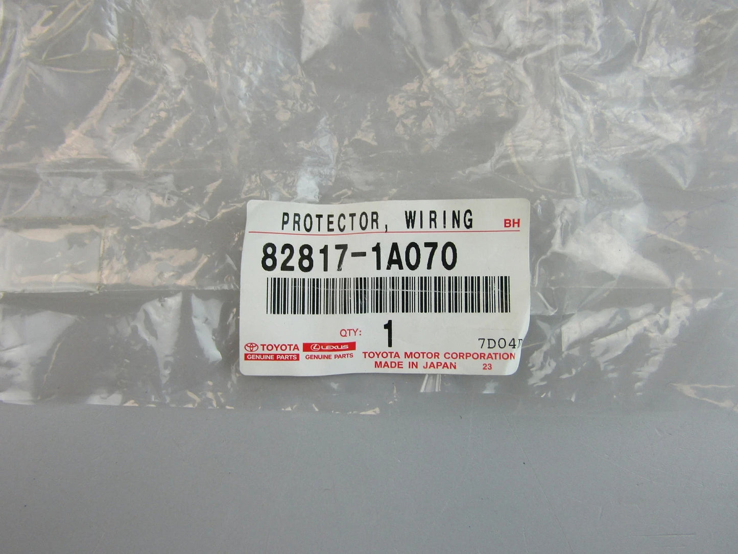 GENUINE TOYOTA PROTECTOR, WIRING HARNESS, NO.1 82817-1A070