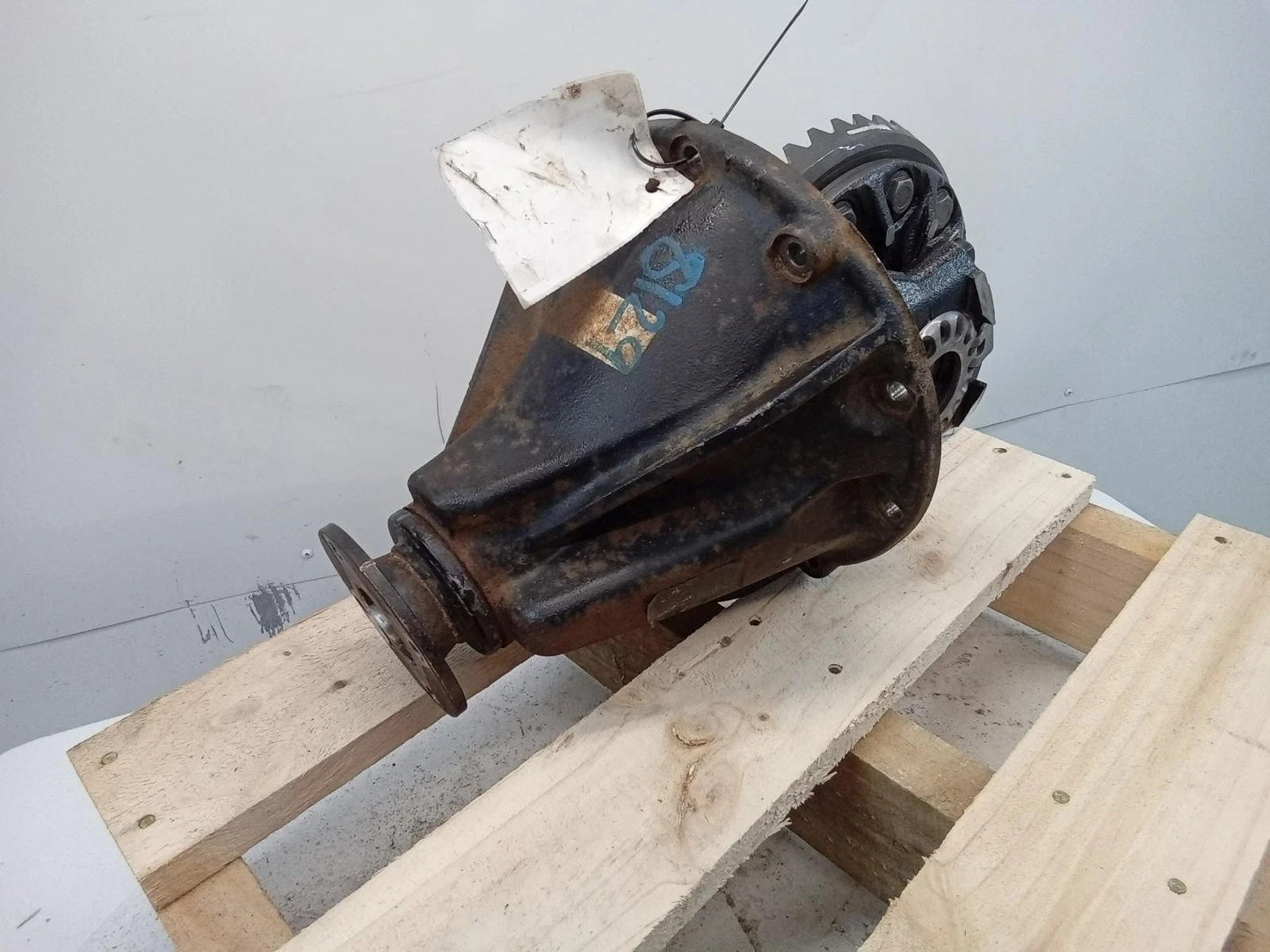 TOYOTA LAND CRUISER 200 SERIES REAR AXLE DIFFERENTIAL CENTRE 39×10=3.9 RATIO