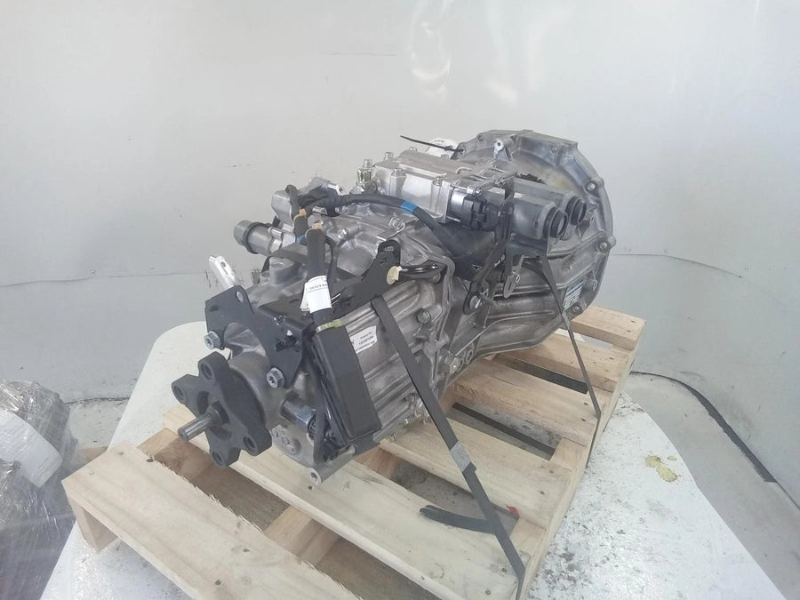 RENAULT MASTER 2.3 TURBO DIESEL AUTOMATIC TRANSMISSION/GEARBOX W/ SHIFT ACTUATOR