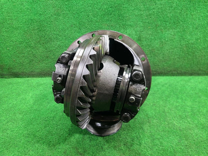 NISSAN PATROL Y61 ZD30 REAR LOCKING DIFFERENTIAL 3.909 RATIO