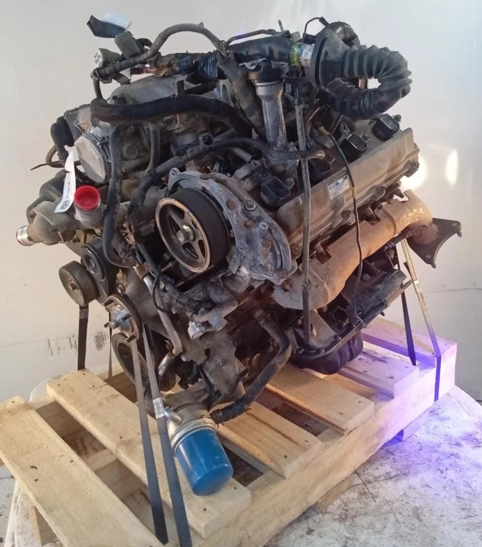 TOYOTA LAND CRUISER 100 SERIES ENGINE 4.7L PETROL 2UZ-FE ELECTRONIC TYPE THRO