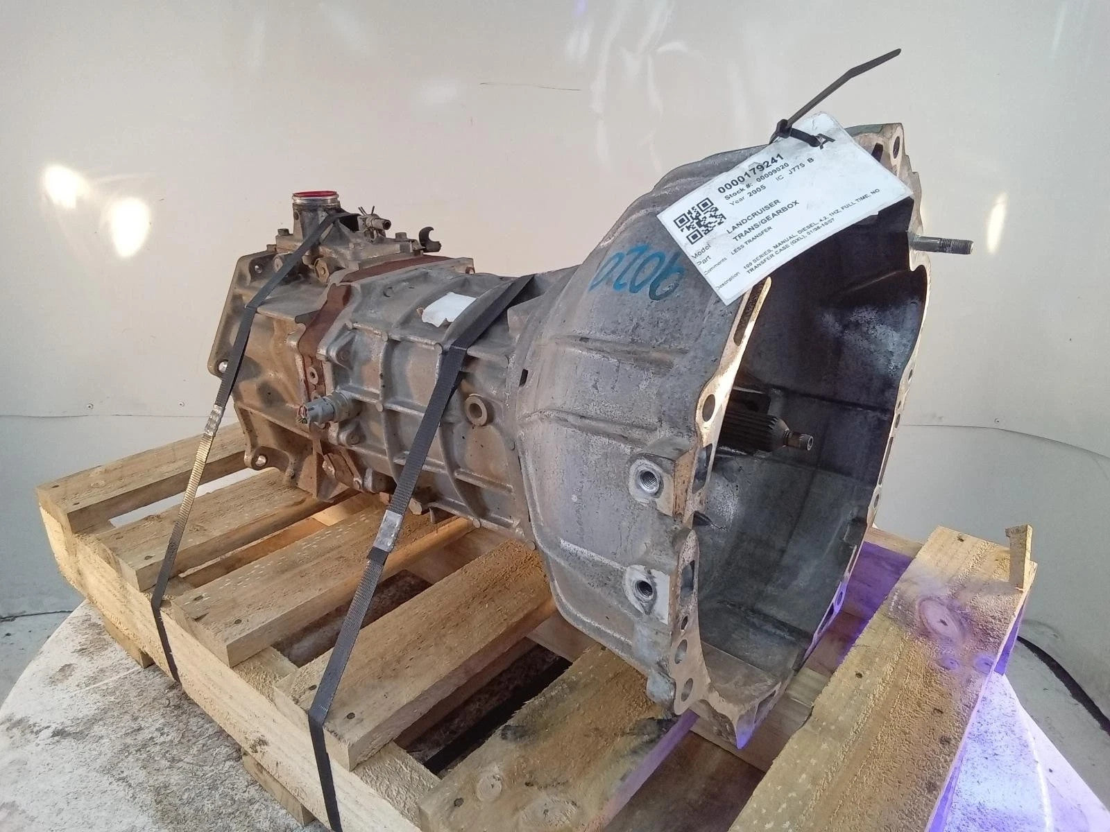 TOYOTA LAND CRUISER 100 SERIES R151F TRANSMISSION/GEARBOX MANUAL 4.2L ...