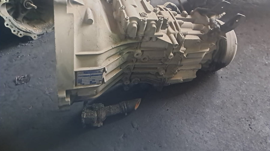 NISSAN NT400 GEARBOX TRANSMISSION SEMI AUTOMATIC 3.0L ZD30 2014-2020