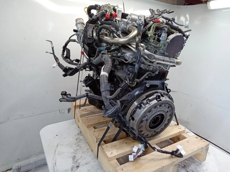 TOYOTA HILUX 2.4L TURBO DIESEL ENGINE 2GD-FTV 2020-2025
