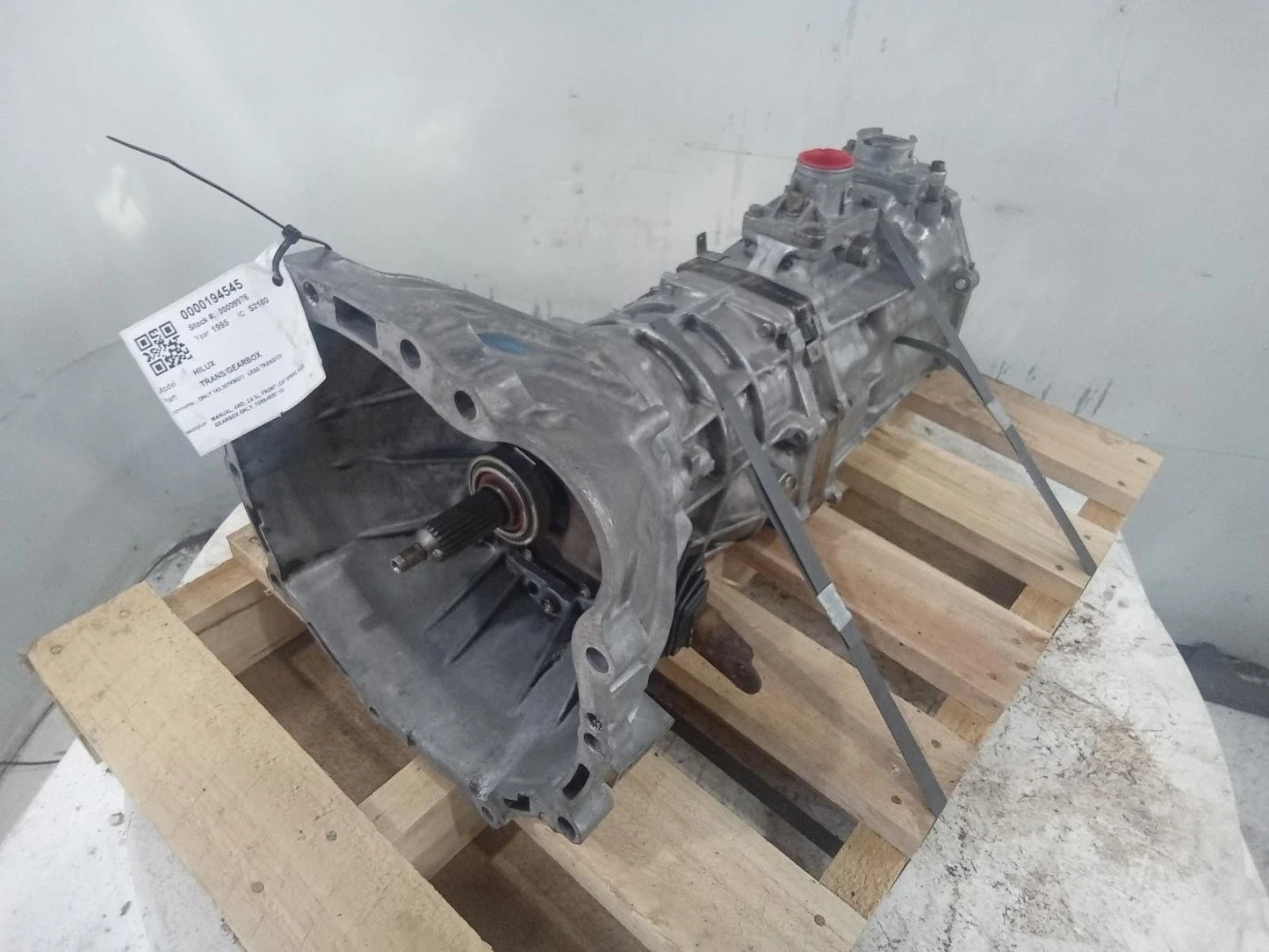 TOYOTA HILUX TRANSMISSION/GEARBOX MANUAL R151F 4WD DIESEL 3.0L 5-SPEED