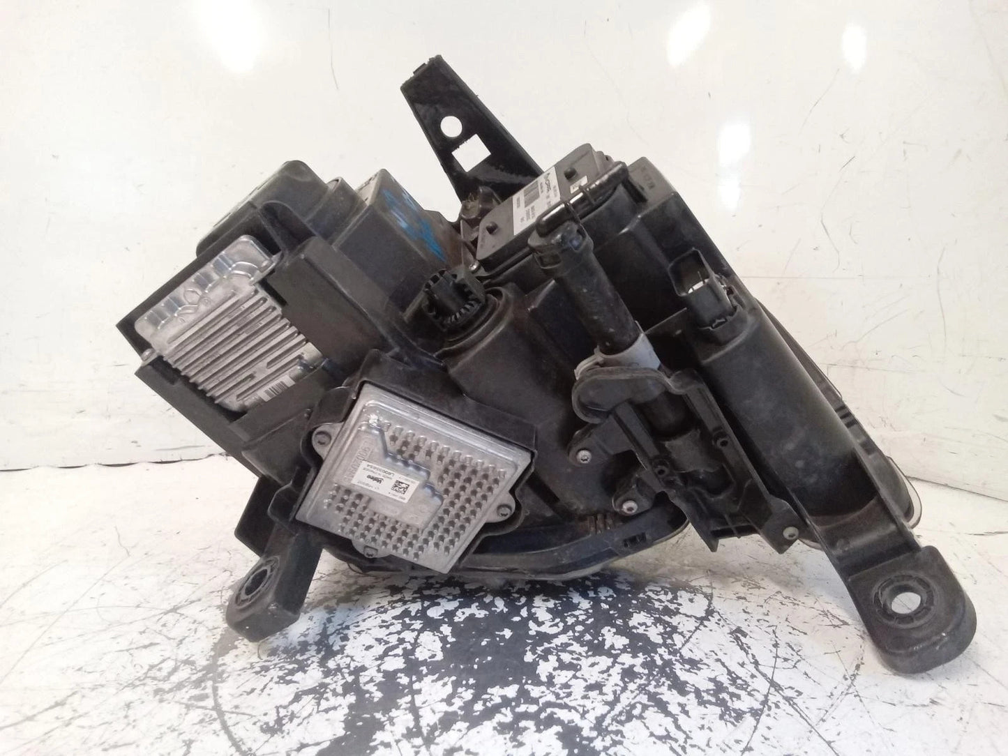 JEEP GRAND CHEROKEE WK2 LEFT HEADLIGHT SRT/TRACKHAWK XENON ADAPTIVE 09/2016