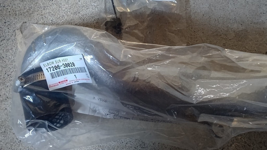 GENUINE TOYOTA ELBOW, COMPRESSOR OUTLET  17206-30020