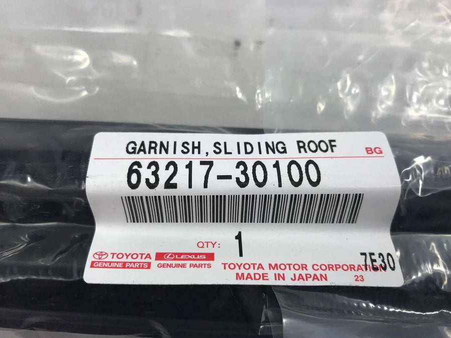 GENUINE TOYOTA LEVIN, YARIS, VIOS, CROWN, COROLLA SUNROOF SIDE TRIM 63217-30100