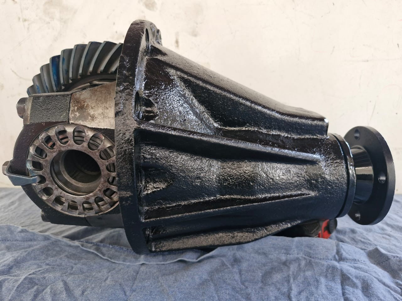 TOYOTA HILUX REAR DIFFERENTIAL LIMITED SLIP DIFF LOCK TYPE 11X41 RATIO