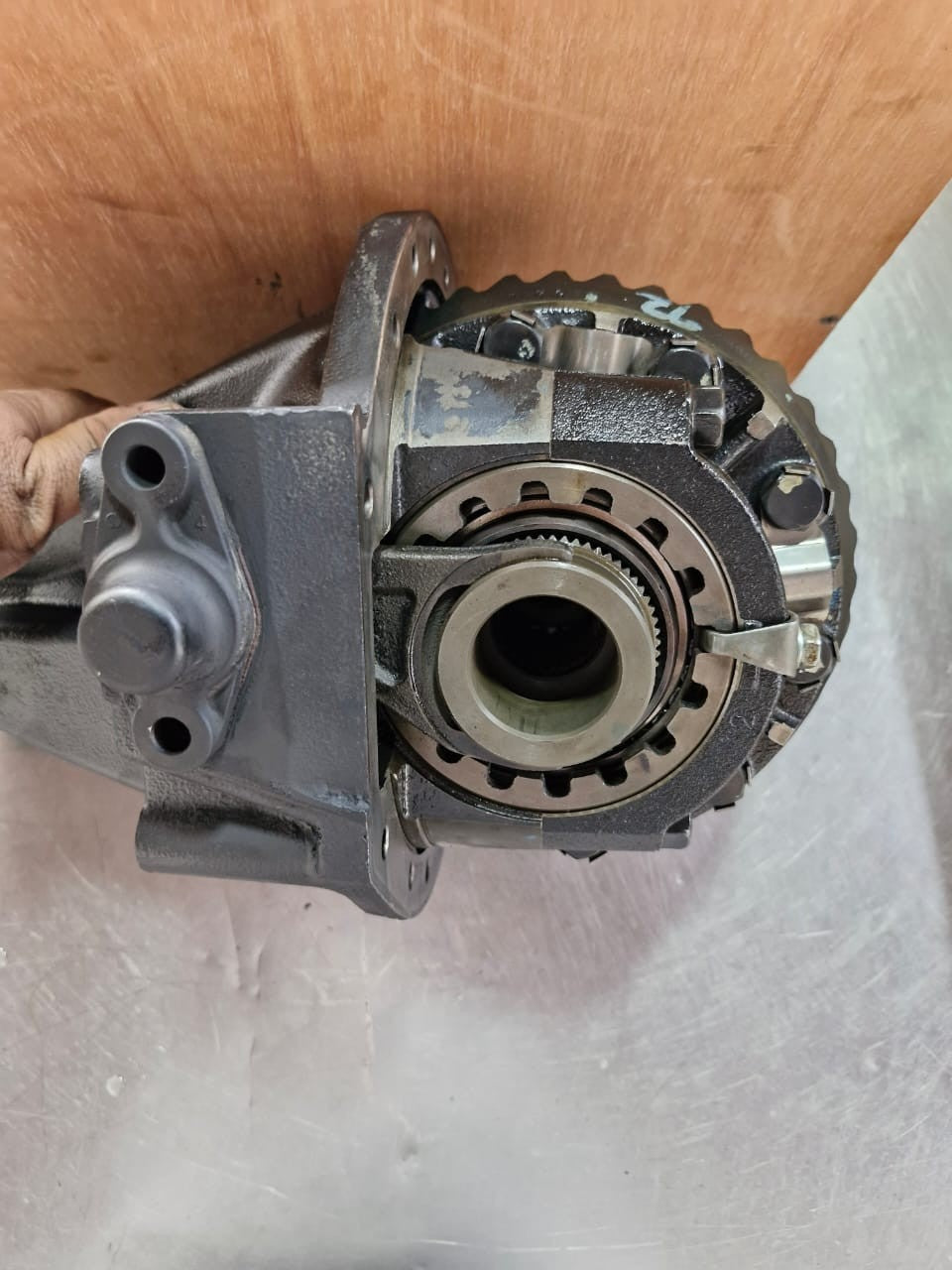 TOYOTA HILUX REAR DIFFERENTIAL 11X43 RATIO LIMITED SLIP DIFF LOCK TYPE