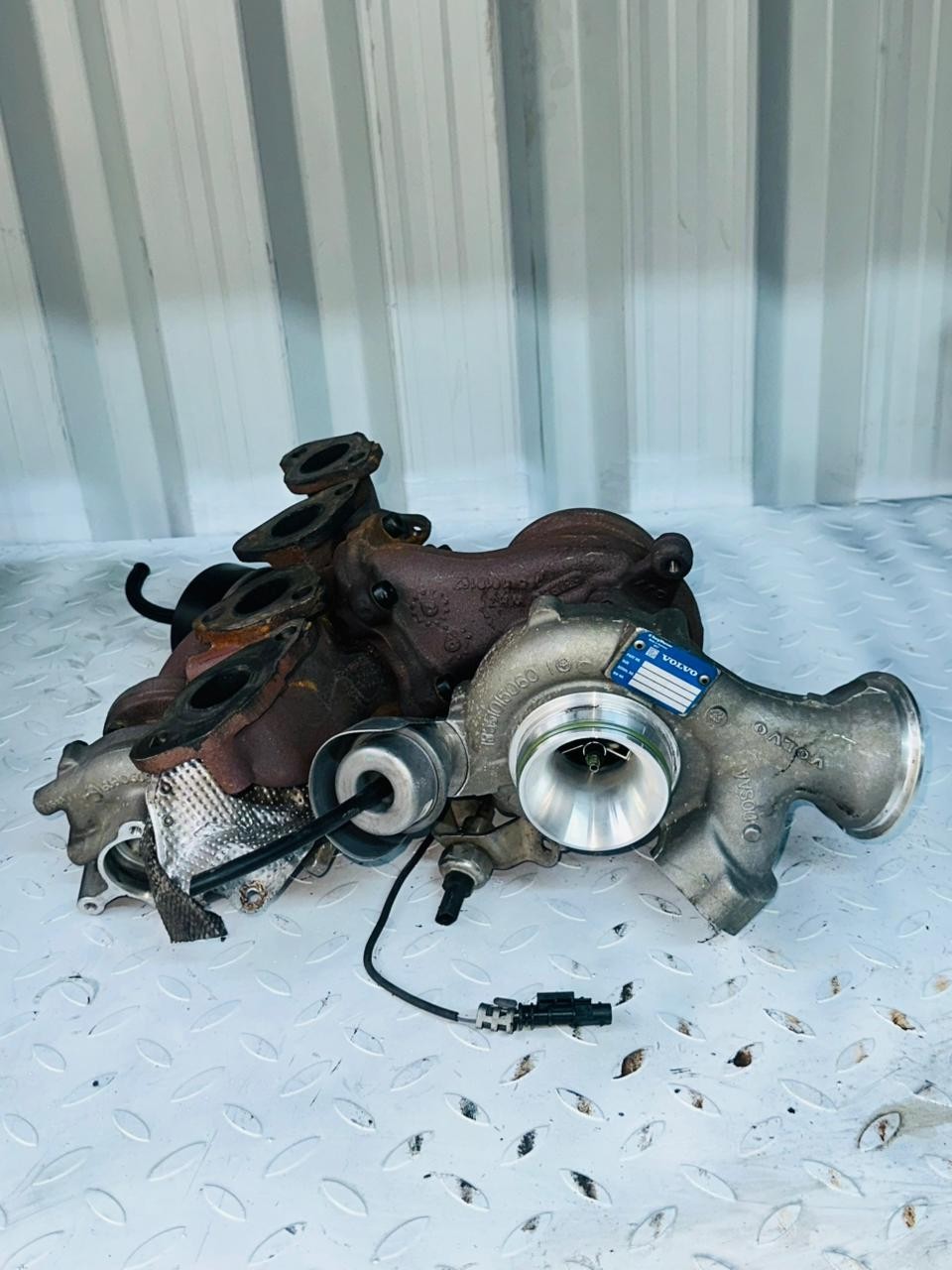 VOLVO V60/XC60 D420T14 Bi-turbo charger 16359700004
