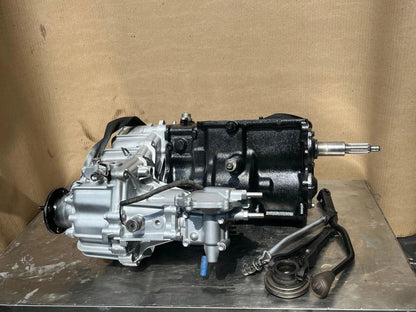 TOYOTA LAND CRUISER FJ60 12H-T H55F 5 SPEED GEARBOX WITH BELLHOUSING-CLUTCH