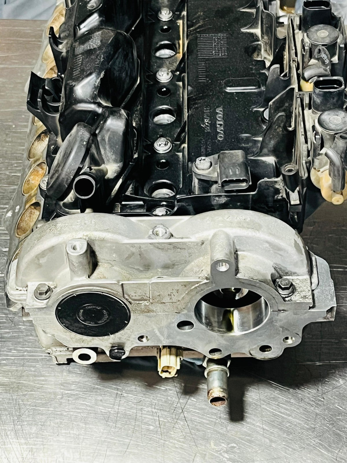 COMPLETE CYLINDER HEAD FOR VOLVO XC60 2.0L DIESEL D4204T14 EURO-6