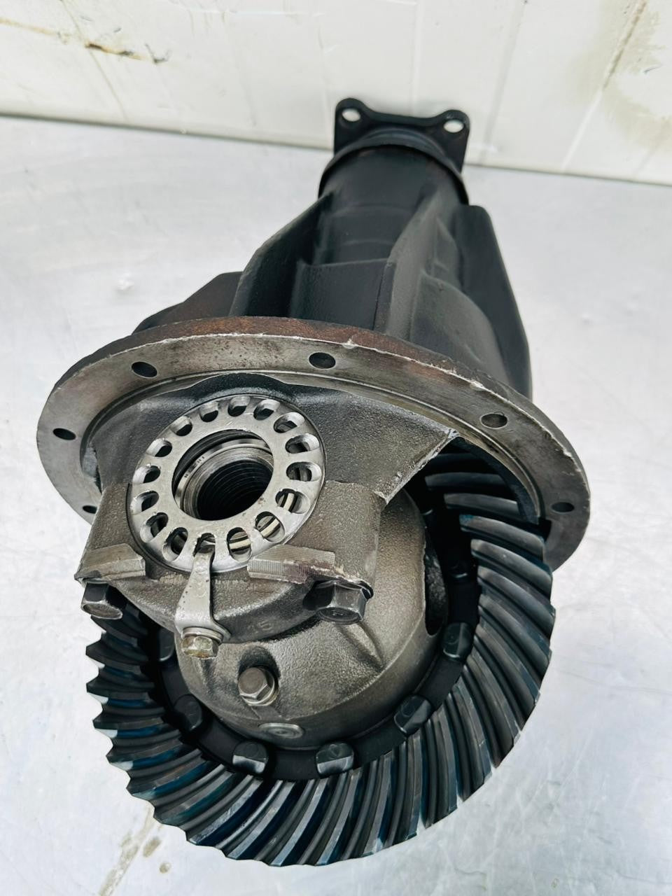 TOYOTA LAND CRUISER REAR DIFFERENTIAL FOR FJ40 SERIES-43-45 10X37 RATIO