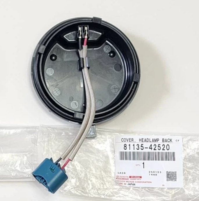 GENUINE TOYOTA HEADLAMP BACK COVER , NO.1 81135-42520