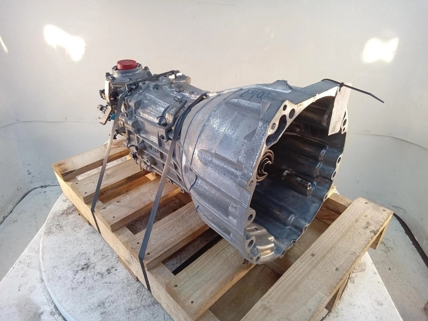 NISSAN NAVARA NP300 2.5L PETROL 2WD MANUAL TRANSMISSION QR25DE 6-SPEED 2015–2022