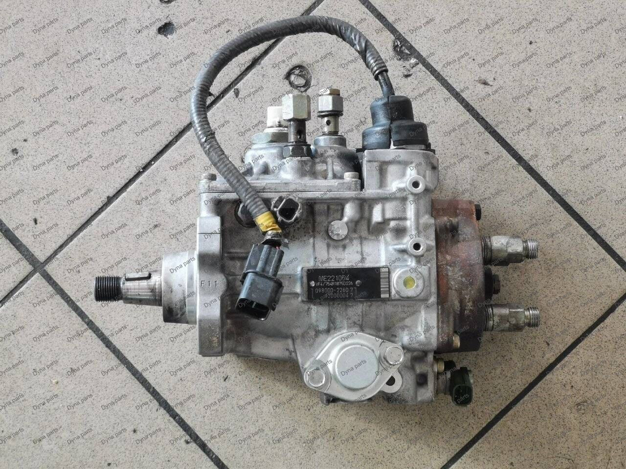 MITSUBISHI FUSO CANTER 4M51 DIESEL FUEL INJECTION PUMP ME221065