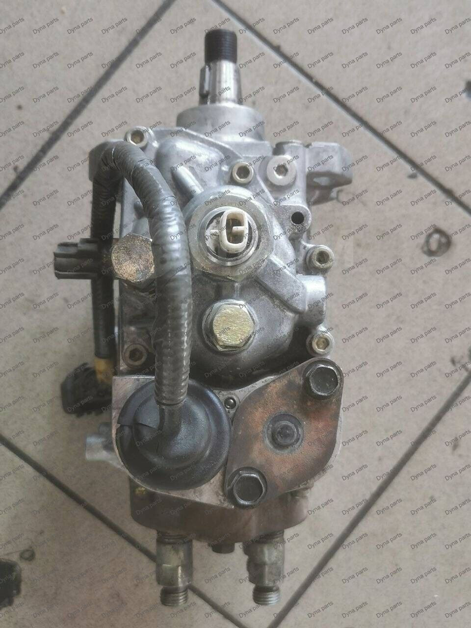MITSUBISHI FUSO CANTER 4M51 DIESEL FUEL INJECTION PUMP ME221065